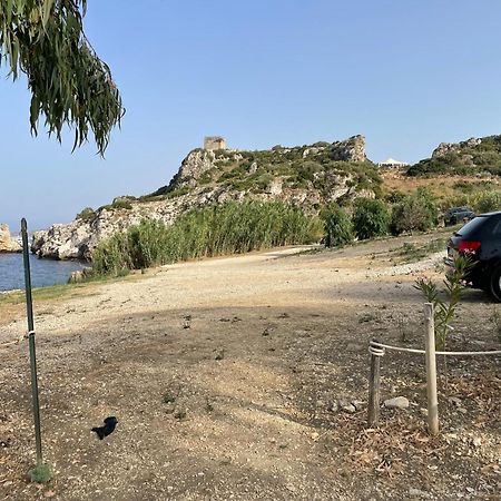 סקופלו Villa Hibiscus Scopello מראה חיצוני תמונה